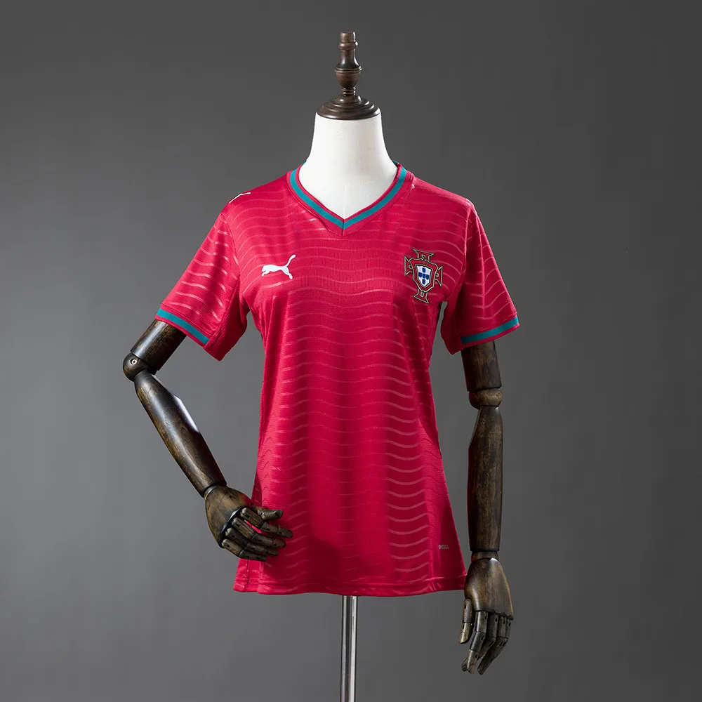 Camiseta de la Selección Nacional de Portugal 2026 AAA calidad fan para mujer — main view