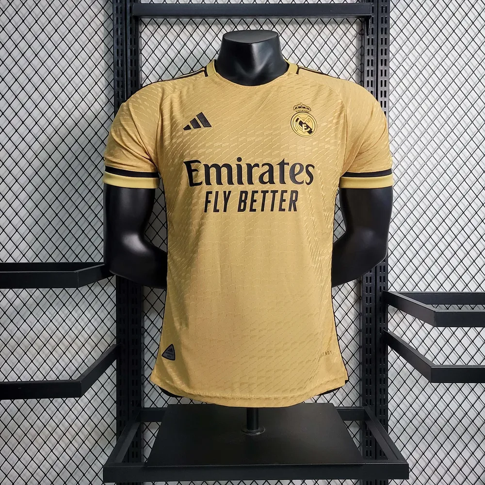 Camiseta de Fútbol Edición Especial Dorada del Real Madrid Versión Jugador 2023/2024  — main view