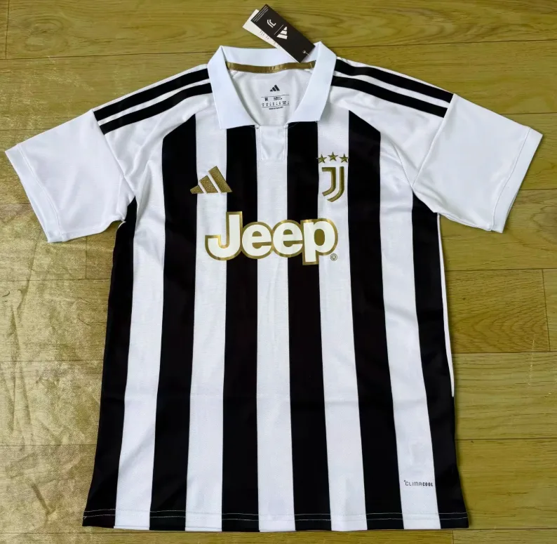 2026/2027 Juventus Heim Fußballtrikot   — main view