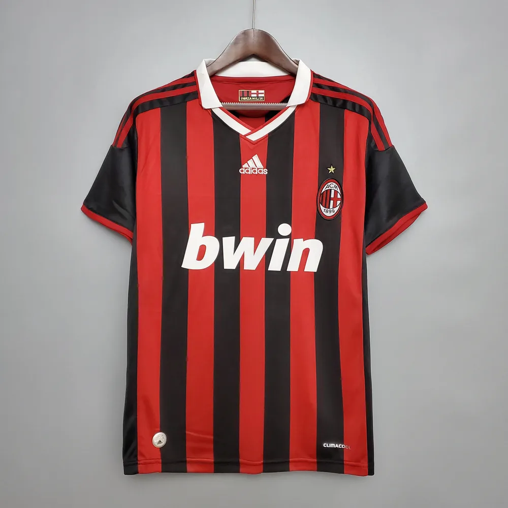 قميص كرة قدم AC Milan الكلاسيكي داخل الأرض 2009/2010 جودة تايلاندية — main view