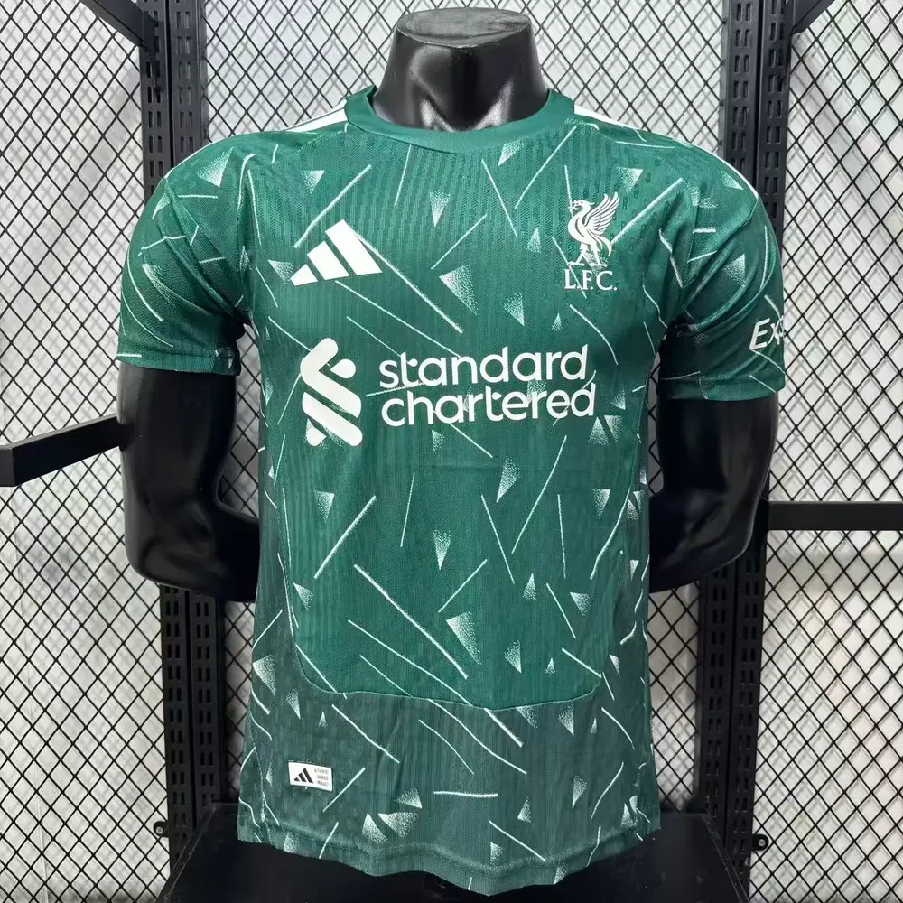 2026/2027 Player Version Liverpool Goalkeeper Football Jersey   — main view