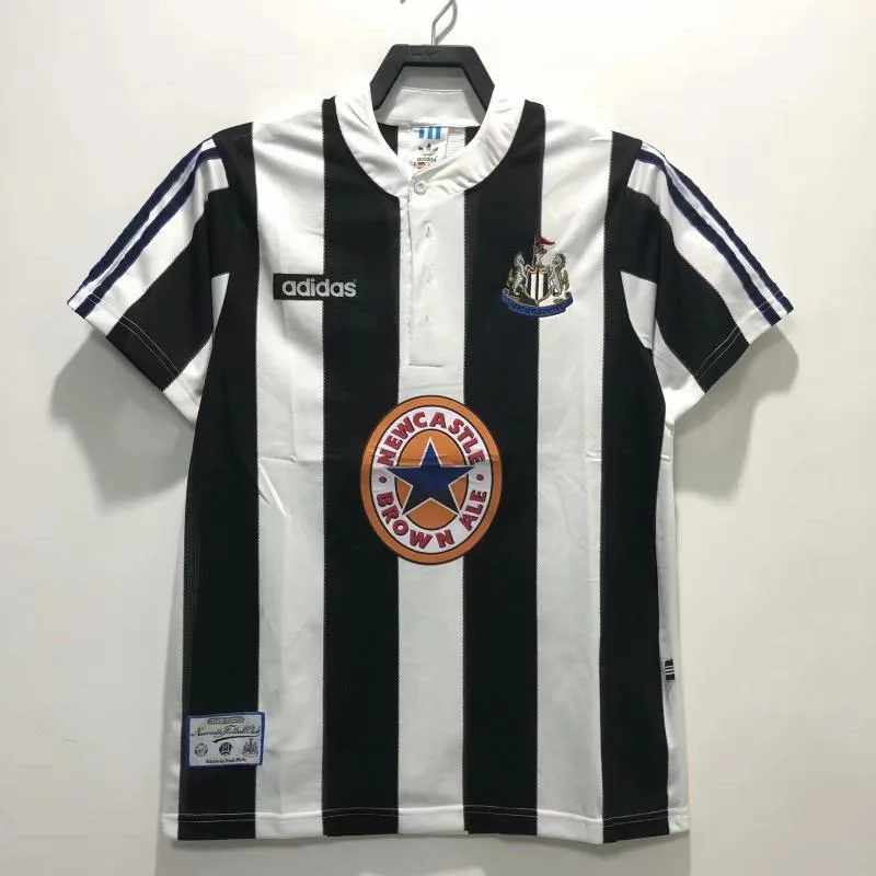 1995/1997 Retro Newcastle United Heim Fußballtrikot  — main view