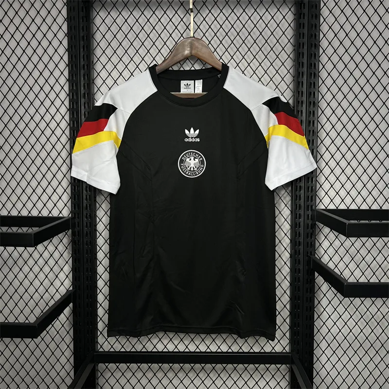 Uniforme de Prepartido Alemania 2024-2025 -Camiseta 3  — main view