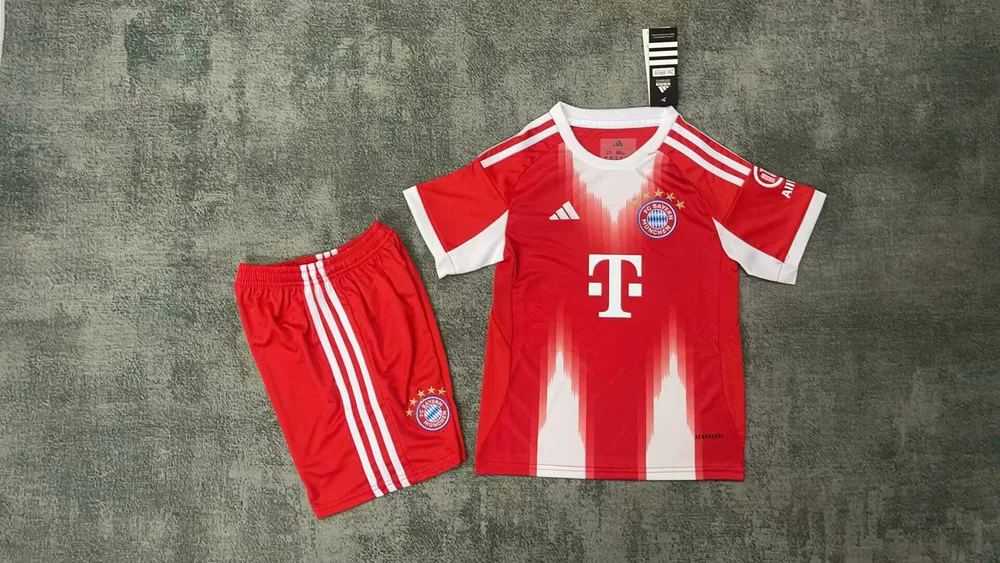 2025/2026 Bayern München Heim Fußballtrikot  Kindergröße — main view