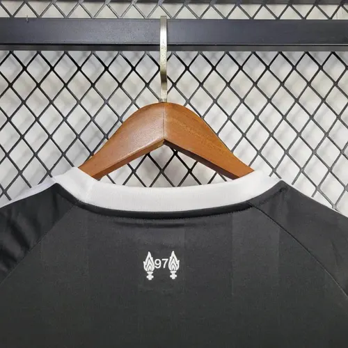 Camisa Preta do Goleiro do Liverpool 2025/2026 -   — view 4