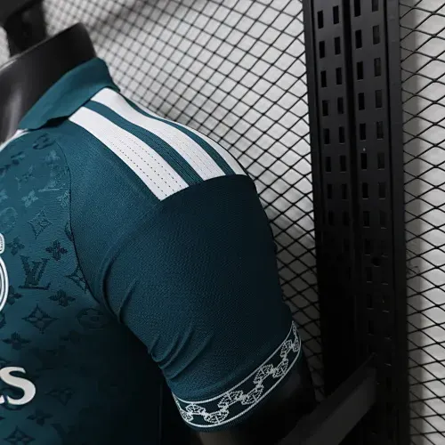 Camisa Edição Especial 05 Real Madrid Versão Jogador 2026/2027 Futebol   — view 7