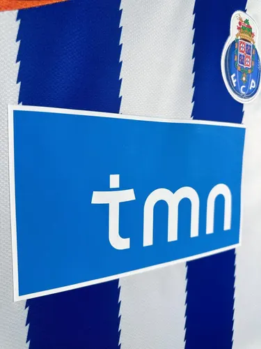 2010-2011 Retro Porto Heim-Fußballtrikot  — view 5