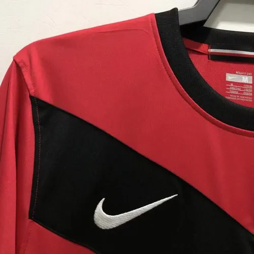 2009/2010 Retro Long Sleeve Manchester United Home Football Shirt  — view 3