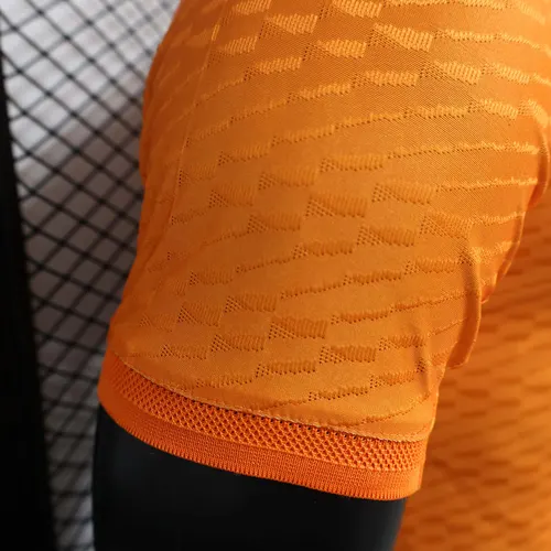 Maillot Real Madrid Y-3 édition spéciale orange version joueur 2024/2025  — view 3
