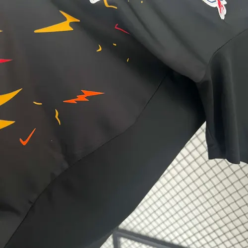 2024-2025 Leipzig Sonderausgabe Schwarzes Fußballtrikot  — view 8