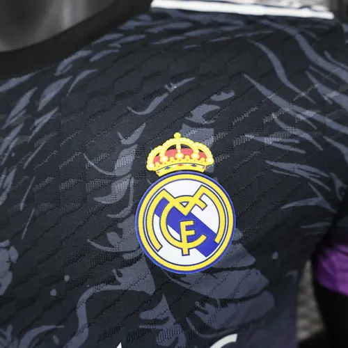 Maillot de football Real Madrid Édition Spéciale 43 Version Joueur 2025/2026  — view 5