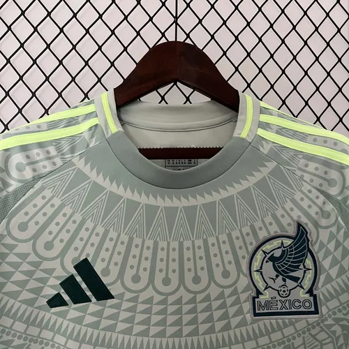 Camiseta de Fútbol 2024 de la Selección Nacional de México Visitante AAA calidad aficionado — view 3