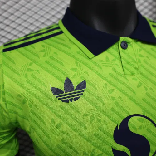 2025/2026 Spielerversion Manchester United Sonderausgabe Fußballtrikot AAA fan-gradät — view 3