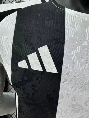 2024/2025 Player Version Juventus Home Long Sleeve Football Shirt  — view 6