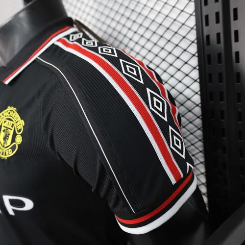 Camisa de Futebol Manchester United Edição Especial Preta Versão Jogador 2025/2026  — view 7