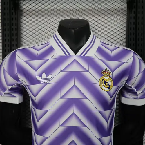 Camisa de Futebol Versão Jogador Real Madrid Edição Especial 53 2025/2026  — view 3