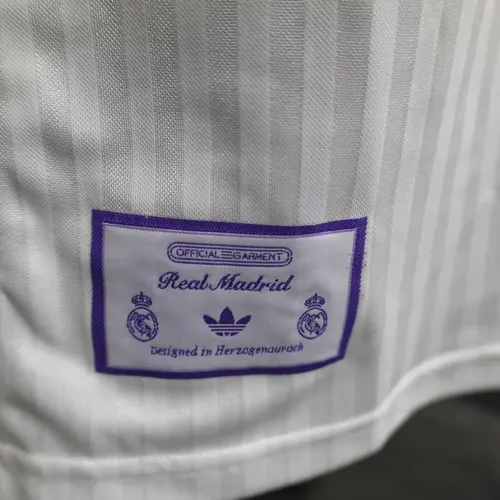 2025/2026 Version Joueur Real Madrid Tenue d'entraînement Maillot de football  — view 8