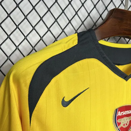 Camisa de Futebol Retro Arsenal Away 2005/2006  — view 5