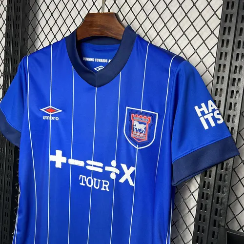 2024/2025 Ipswich Heim Fußballtrikot  — view 4