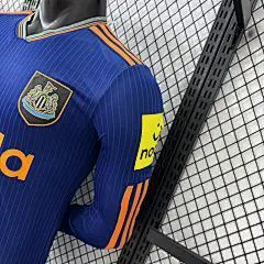 2025/2026 Camiseta de fútbol manga larga Versión Jugador Newcastle United Tercera Visitante  — view 7