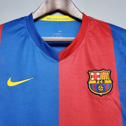 2006/2007 Retro Barcelona Home Football Shirt  — view 3