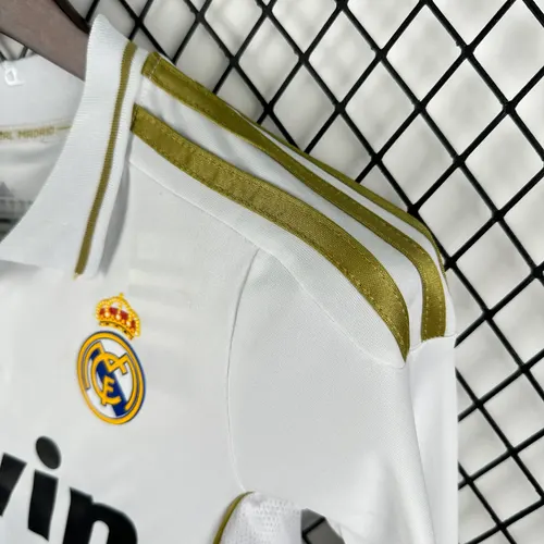 قميص ريال مدريد المنزلي الرجعي طويل الأكمام 2011/2012 جودة تايلاندية مقاس أطفال — view 6