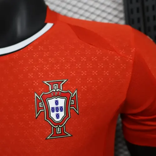 2025/2026 Versión jugador Portugal Local Camiseta de fútbol  — view 4