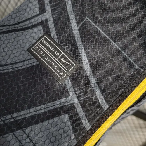 Maillot de foot Barcelona édition spéciale noir 2023/2024  — view 8