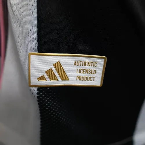 2025/2026 Versão Jogador Juventus Home Camisa de Futebol   (Com Patrocinadores) — view 9