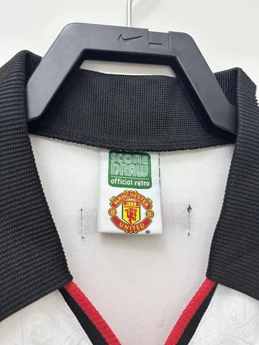 1998/1999 Retro Manchester United Away White Football Shirt  — view 3