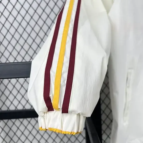 2026 Spain World Cup Windbreaker Football Shirt  — view 9