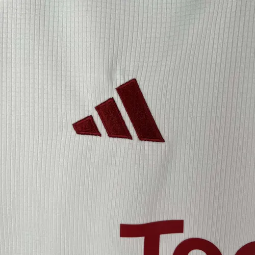 2023/2024 Manchester United Third Away Football Shirt  — view 5