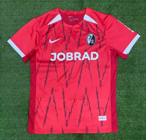 2024/2025 Maillot Domicile SC Freiburg lande