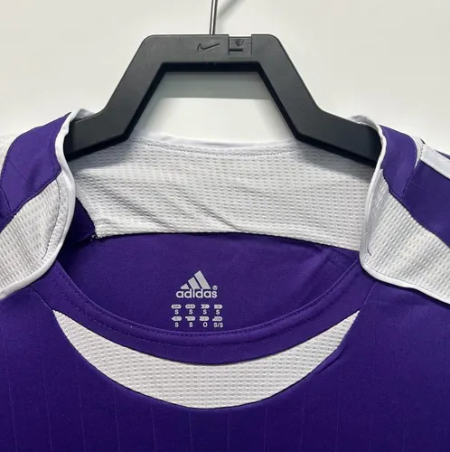 2006/2007 Retro Real Madrid Visitante Camiseta de Fútbol  — view 3