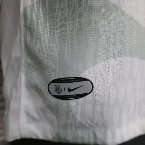 2025/2026 Player Version Sporting Lisbon Special Edition white Football Shirt   — view 7