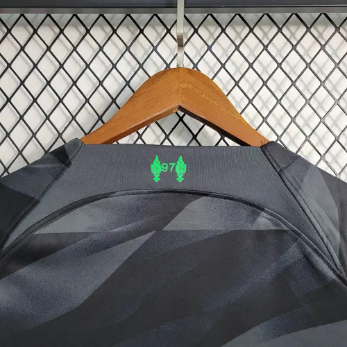 2023/2024 Liverpool Torwart Schwarz Fußballtrikot AAA fan-gradät — view 6