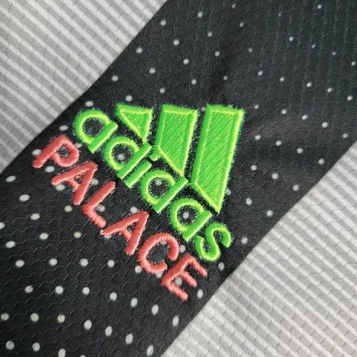 2019/2020 Retro Juventus Gemeinschaftsausgabe Schwarz-Weiß Streifen Fußballtrikot  — view 4