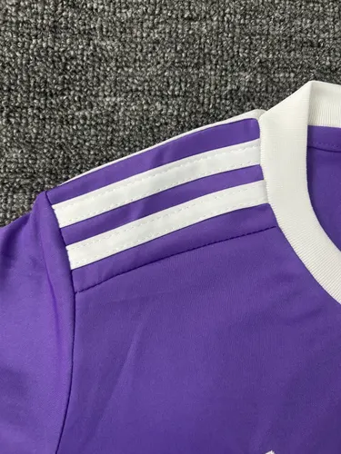 2016/2017 Retro Langarm Real Madrid Auswärts Fußballtrikot  Kindergröße — view 7