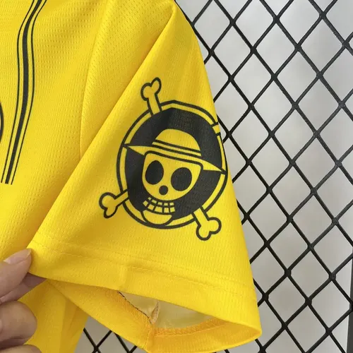 2025/2026 Dortmund One Piece Collaboration Edition Football Shirt   — view 8