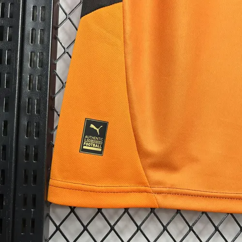 2024/2025 Galatasaray Home Football Shirt  — view 8