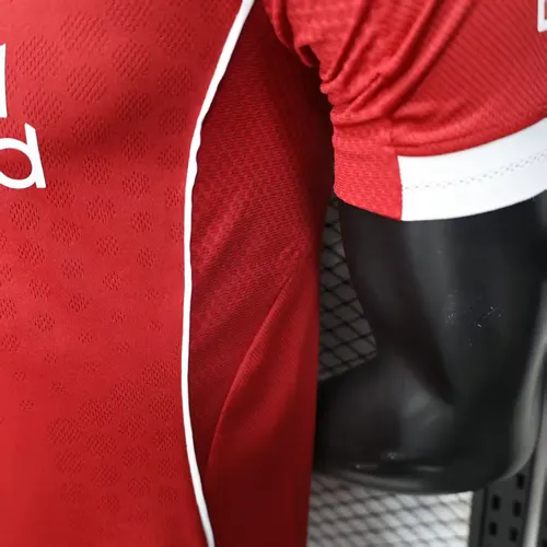 2025/2026 نسخة لاعب ليفربول قميص أرضي كرة قدم  جودة تايلاندية — view 9
