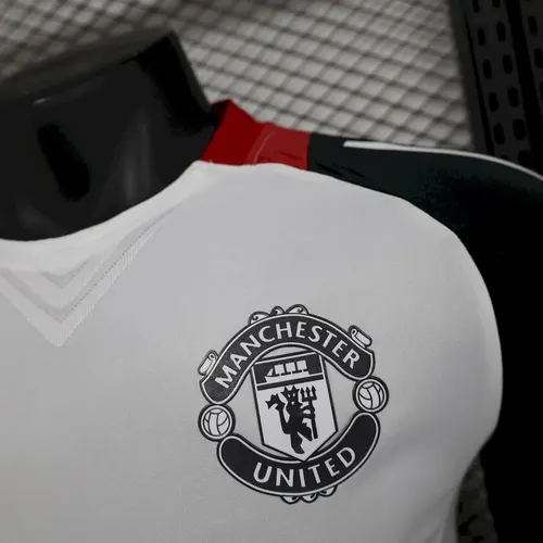 2025/2026 Versión Jugador Manchester United Entrenamiento Camiseta de Fútbol  — view 5