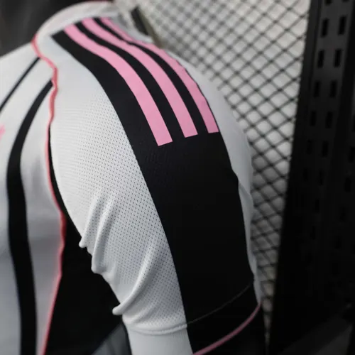 Camisa Juventus Home Versão Jogador 2025/2026  — view 7