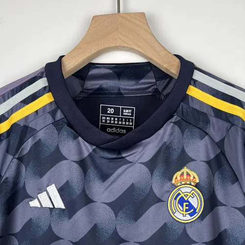 2023/2024 Real Madrid Auswärts Fußballtrikot Kindergröße  — view 3