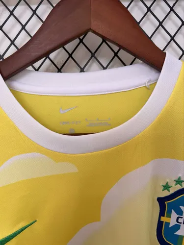 2025/2026 Brazil Special Edition Yellow Football Shirt  — view 3