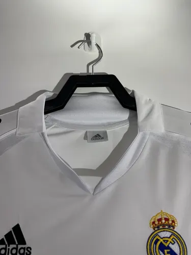 2005/2006 Retro Long Sleeve Real Madrid Home Soccer Jersey  — view 3