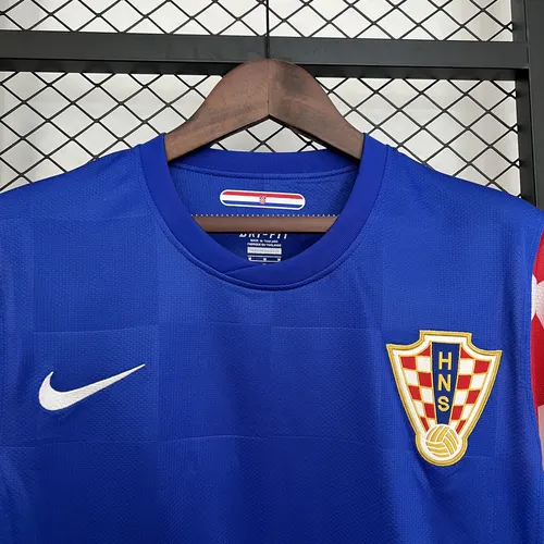 2010 Retro Kroatien Nationalmannschaft Auswärts-Fußballtrikot AAA Fan-Qualität — view 4
