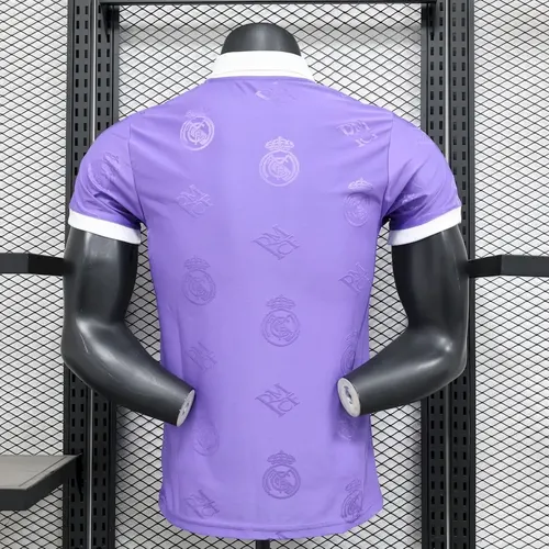 2025/2026 Versión Jugador Edición Especial Real Madrid 01 Camiseta de Fútbol  — view 2