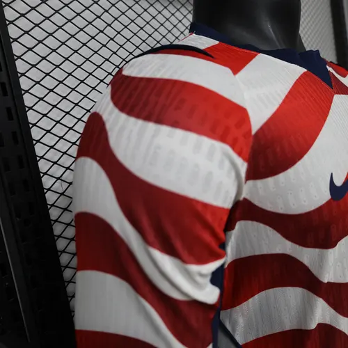 Maillot de football domicile États-Unis manches longues 2026 Version Joueur AAA qualité fan — view 6