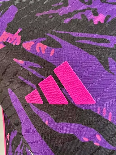 2023/2024 Spieler-Version Real Madrid Fußballtrikot Klassische Edition — view 5